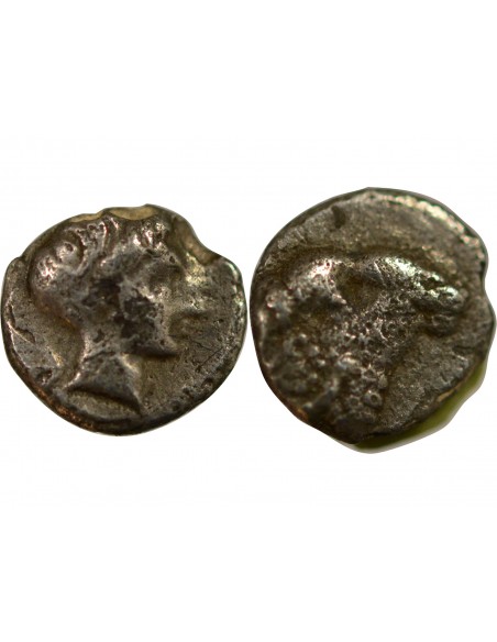 CARIE, HALICARNASSE - HEMIOBOLE ARGENT 395 / 377 AV JC