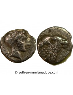 CARIE, HALICARNASSE - HEMIOBOLE ARGENT 395 / 377 AV JC