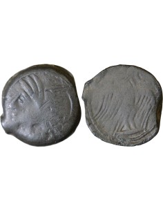 Gaule (Carnutes)  à l'Aigle et au Croissant 1 bronze Bronze Ie siècle Av JC