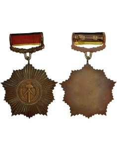 Allemagne (RDA) 1 médaille 2