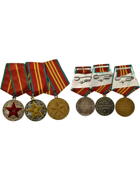 U.R.S.S. (Fédération de Russie) Lot de 3 Médailles pour Service Impeccable 1 médaille