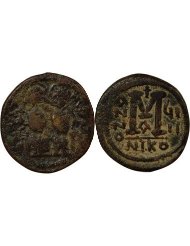 Byzance Justin II Justin II & Sophie - Follis - An 9 (573 / 574) Nicomédie 1 follis Bronze 573-574 Nicomédie
