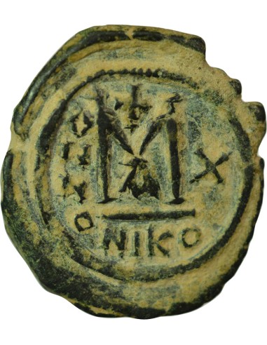 Empire Byzantin Maurice Tibère Maurice Tibère - Follis - An 10 (591-592) Nicomédie 1 follis Bronze An 10 (591-592) Nicomédie