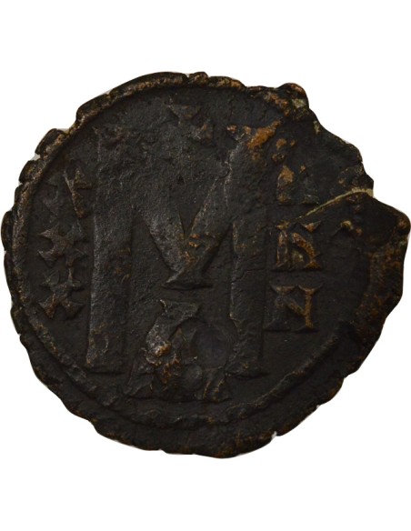 Empire Byzantin Classe III 1 follis Cuivre 732 Constantinople