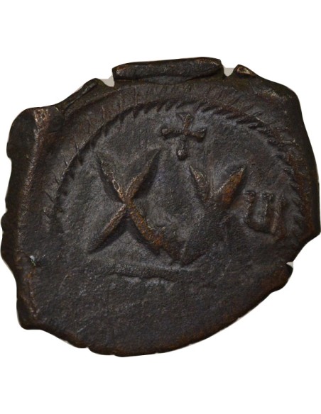 Empire Byzantin Phocas Classe II 1/2 follis Cuivre An 6 (607-608) Nicomédie