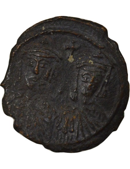 Empire Byzantin Classe III 1 follis Cuivre 732 Constantinople