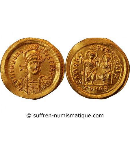 THEODOSE II - SOLIDUS OR CONSTANTINOPLE 402 / 450