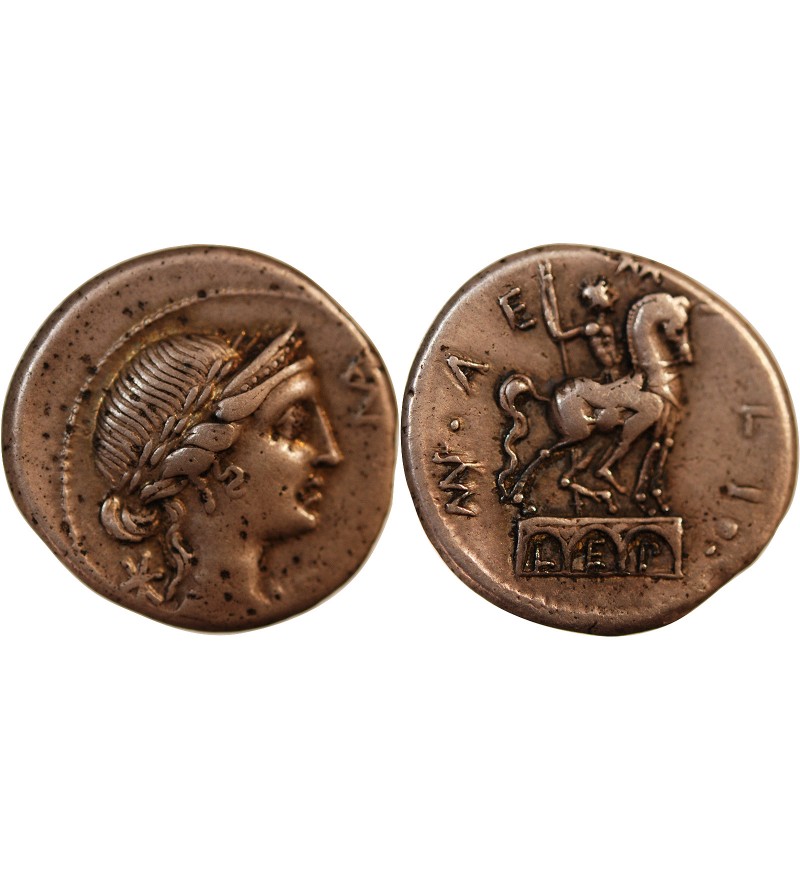 AEMILIA - DENIER ARGENT 114 / 113 AV JC ROME