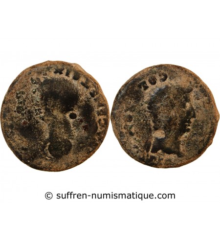 TIBERE - SESTERCE 14 / 15 COLONIA ROMULA - DIVIN AUGUSTE ET LIVIE