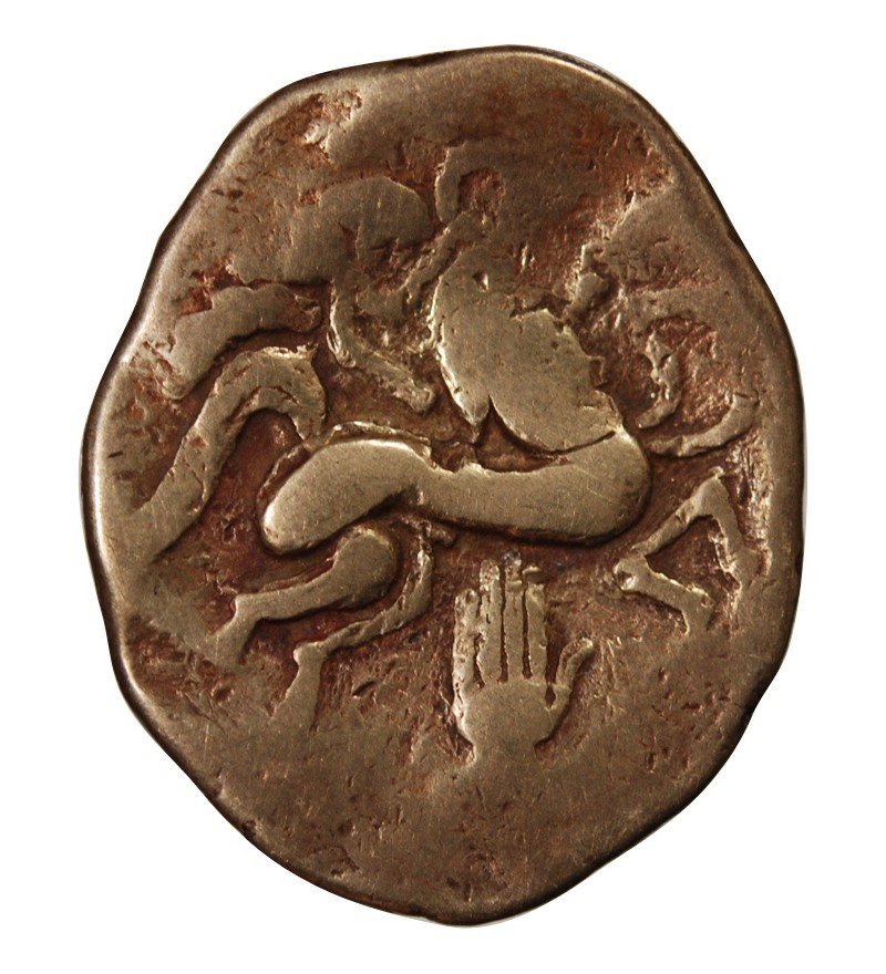 PICTONS, REGION DE POITIERS - STATERE A LA MAIN