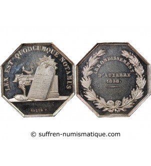 NOTAIRES, AUXERRE – JETON ARGENT poinçon Abeille (1860-1879)