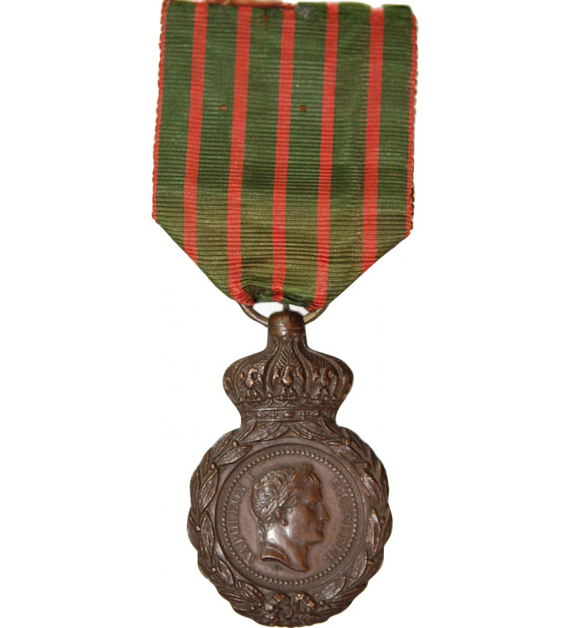 NAPOLEON Ier - MEDAILLE DE SAINTE-HELENE AVEC RUBAN